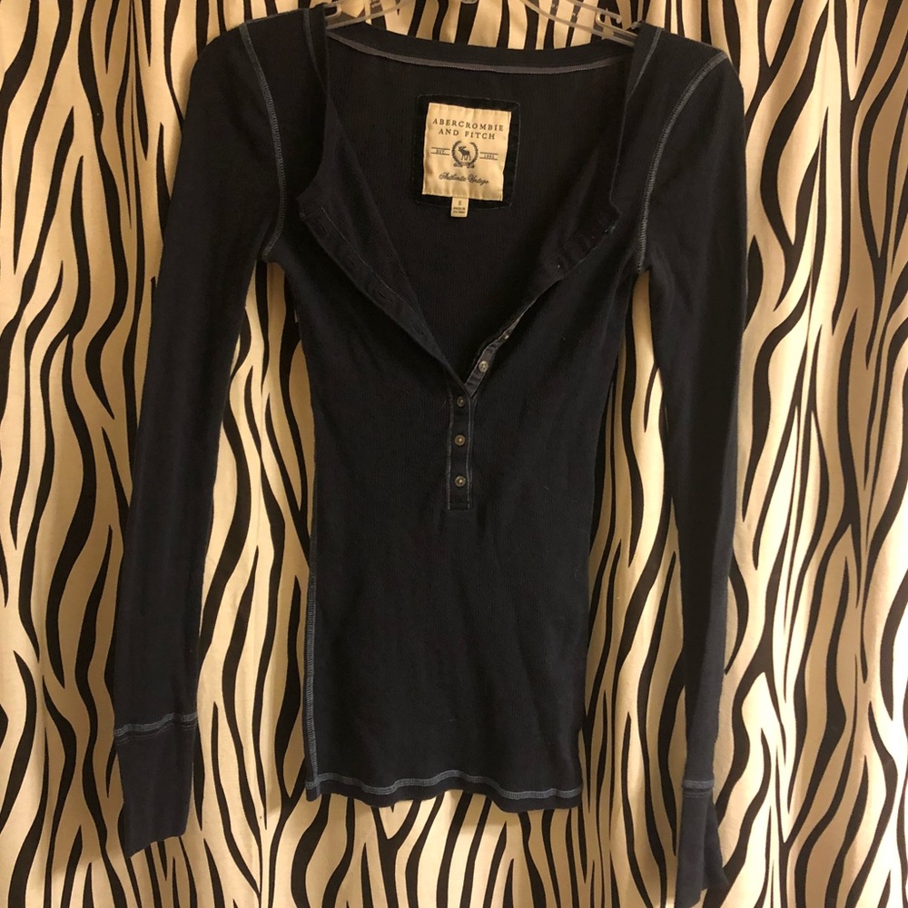 Abercrombie and Fitch Long Sleeve Knit Shirt